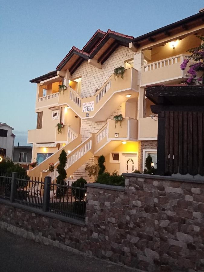 Apartments 2 Ivankovic Stari Grad  Esterno foto